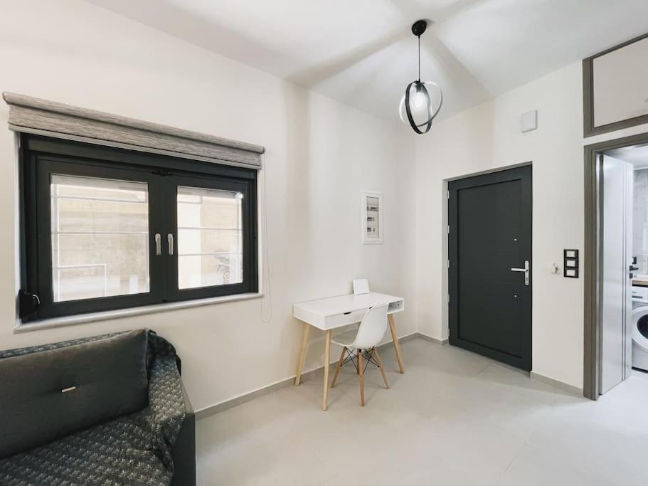Comfy Corner Luxury Apartment Chania  Buitenkant foto