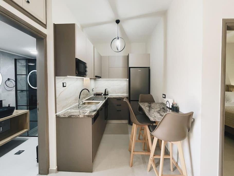 Comfy Corner Luxury Apartment Chania  Buitenkant foto