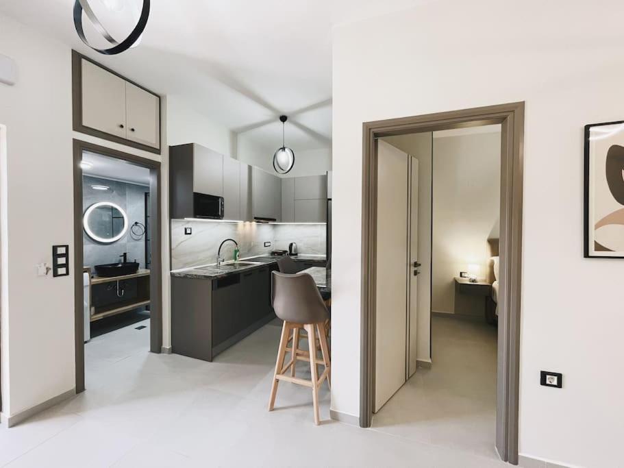 Comfy Corner Luxury Apartment Chania  Buitenkant foto