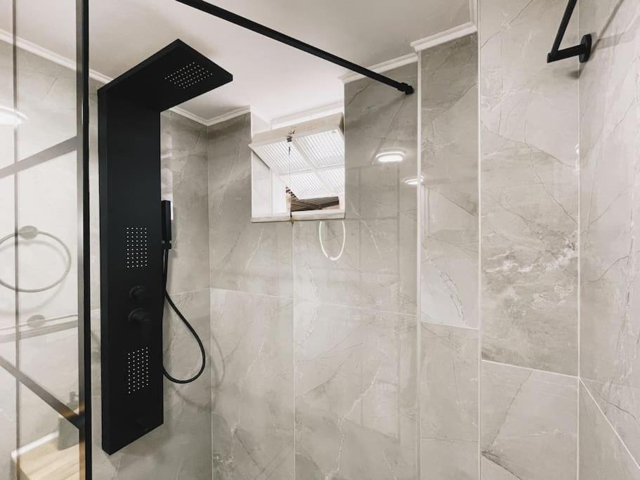 Comfy Corner Luxury Apartment Chania  Buitenkant foto