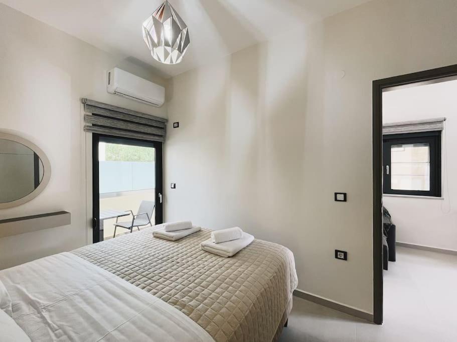 Comfy Corner Luxury Apartment Chania  Buitenkant foto